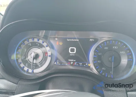 2015 Chrysler 300 300S z USA, uszkodzony, nr VIN 2C3CCABG5FH808342